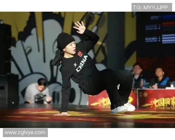 全国街舞大赛点评：西安极限运动队展现出色技术与激情表演