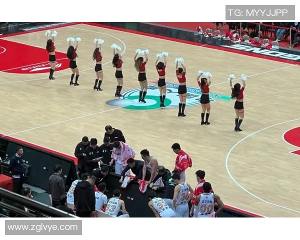 CBA激战浙江稠州对决深圳队争夺季后赛席位的关键之战 CBA激战浙江稠州对决深圳队争夺季后赛席位的关键之战