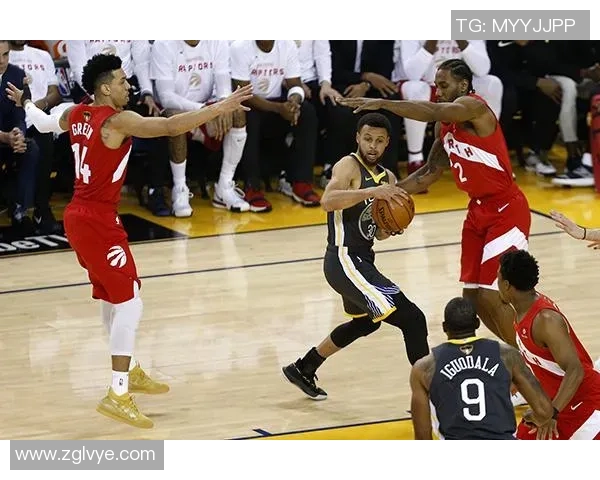 勇士与猛龙精彩对决回放全场高光时刻重温比赛激情瞬间 勇士与猛龙精彩对决回放全场高光时刻重温比赛激情瞬间